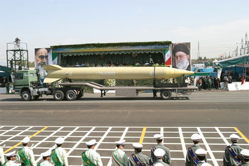 Irán defiende su derecho a desarrollar sus medios disuasivos